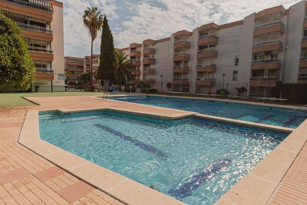 Apartamento En 萨洛 外观 照片
